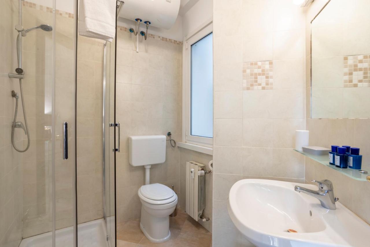 Re Di Roma - Charme Apartment エクステリア 写真